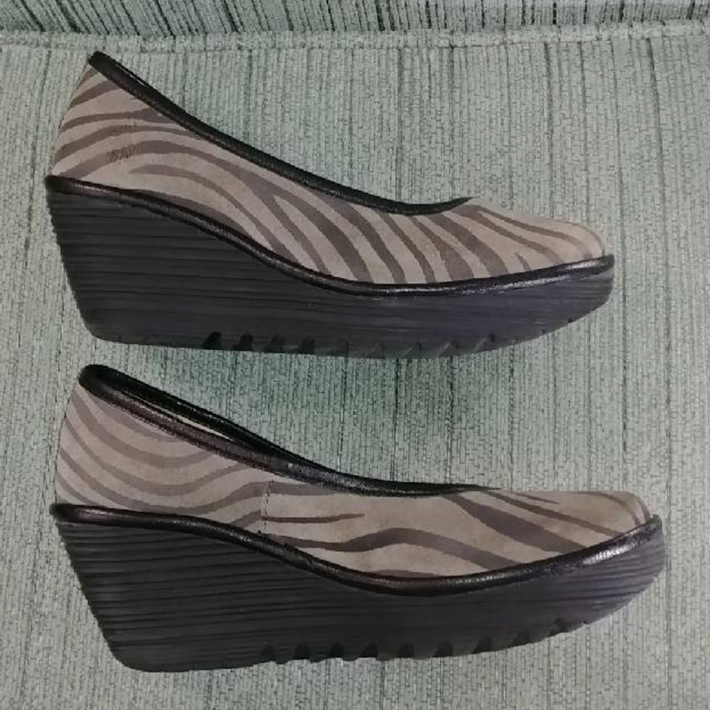 Fly London Yalu Zebra Wedges